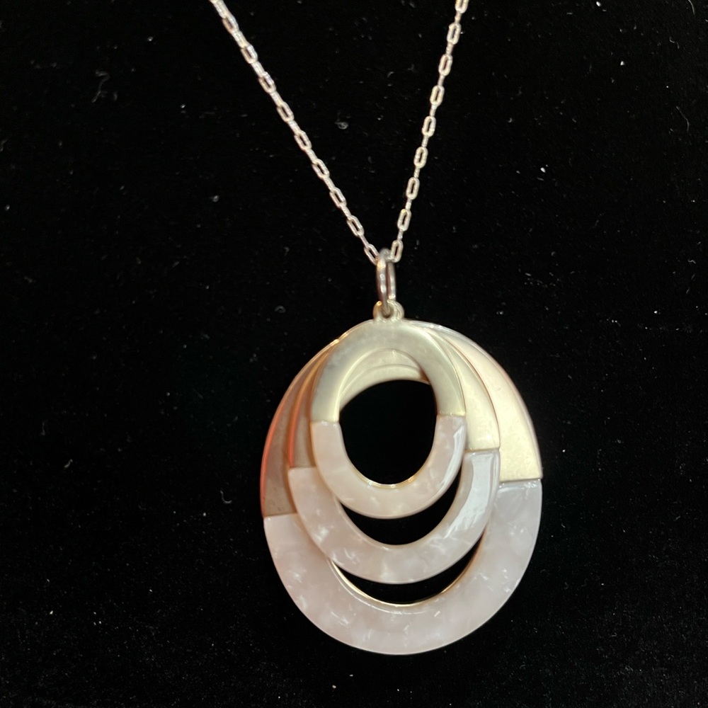 LOFT Mid-Century Modern Concentric Oval Pendant Necklace - Gold & Marble Resin